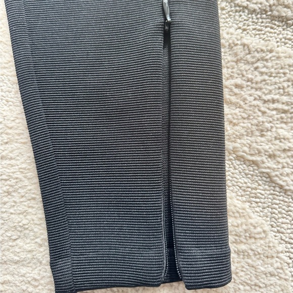 H&M Black High Waist Ribbed Pants with Zipper Detail at Ankles - Picture 5 of 6